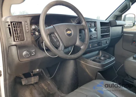 2017 Chevrolet Express G2500 from USA, damaged, VIN 1GCWGAFF9H1345041